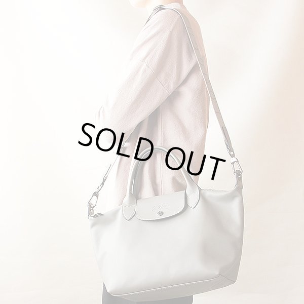 ロンシャン　ルプリアージュ エクストラS トップハンドルバック L1512987P55 タートルドーブ　掛けたイメージ