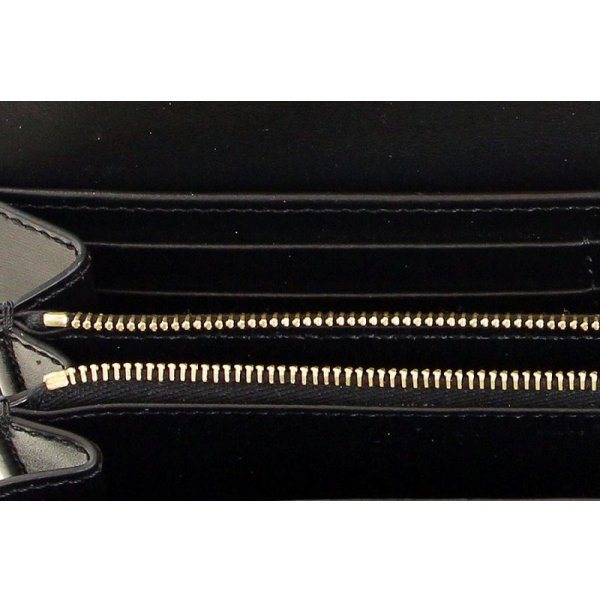 セリーヌ　トリオンフ ラージウォレット ブラック　カードケース