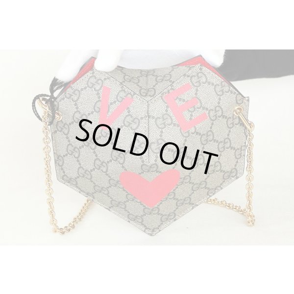 グッチ　スモールハートバック 678131 520981 ベージュ　裏面