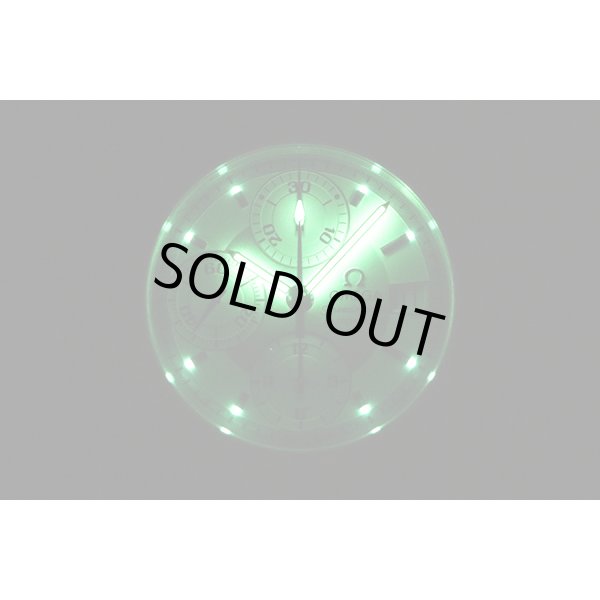 オメガ　スピードマスターデイト　３５１３．３０　銀文字盤　ライト暗闇