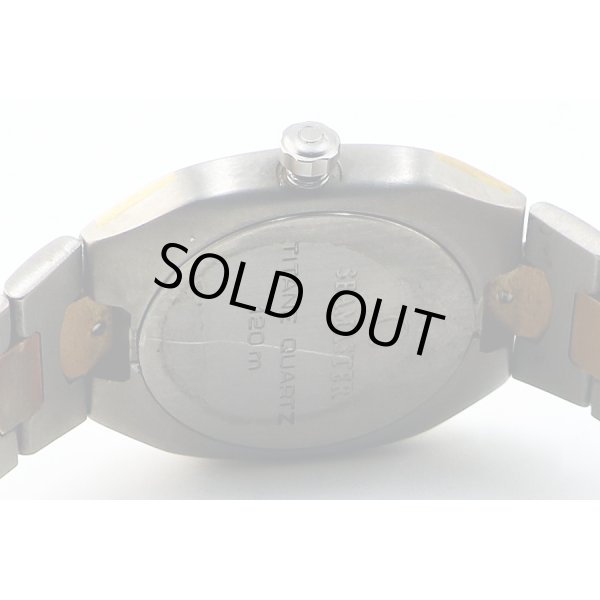 オメガ　シーマスター　ポラリスデイデイト　２２２０．４０　グレー文字盤　裏面拡大