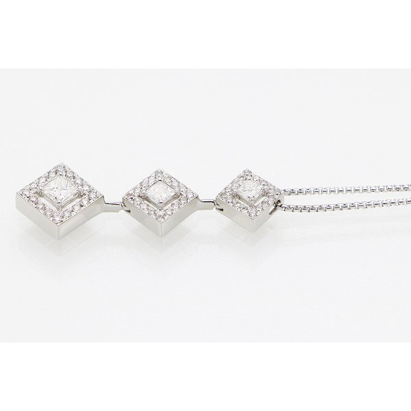 PT850/900 ダイアイリペンダントネックレス 0.330ct 0.30ct 0.35ct 8.60g　サイド