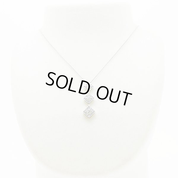 PT850/900 ダイアイリペンダントネックレス 0.330ct 0.30ct 0.35ct 8.60g　装着イメージ