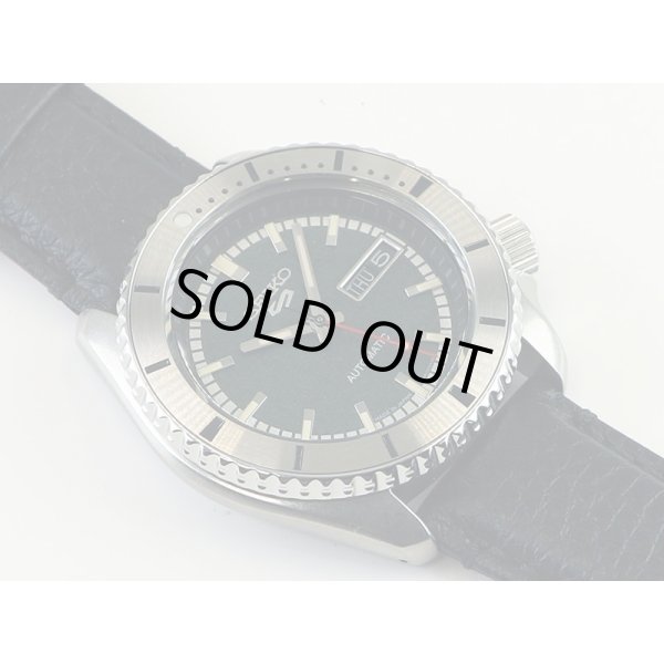 セイコー　セイコー５　ＳＢＳＡ２０７ 緑文字盤　仮面ライダーコラボモデル　盤面拡大