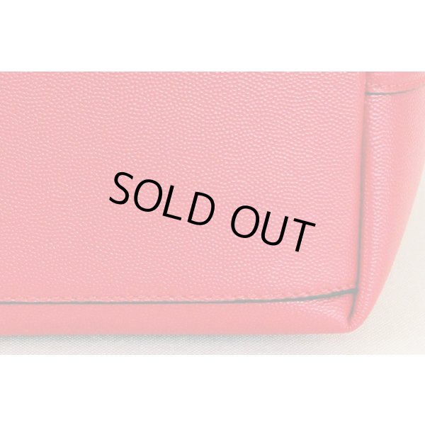 フルラ　MIMI トートバック 1045415 FRAGOLA レッド　底拡大