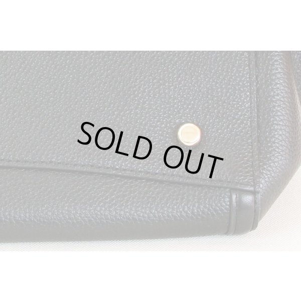 コーチ　ターンロック イーディ ハンドバック F1880-F87239 ブラック　底拡大