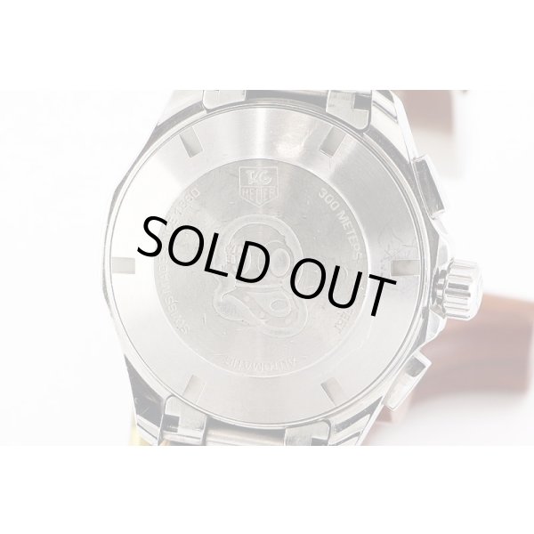 タグホイヤー　アクアレーサー キャリバ１６ クロノグラフ　ＷＡＹ２１１２　紺文字盤　裏面拡大