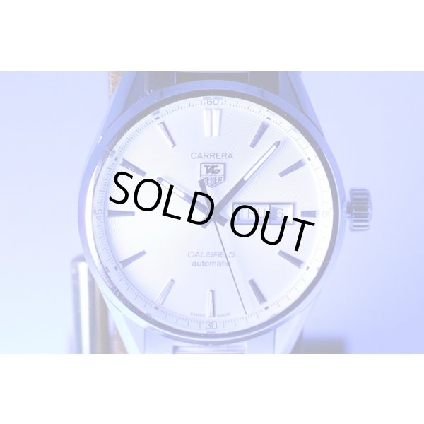タグホイヤー　カレラ　キャリバー５　ＷＡＲ２０１Ｂ－１　銀文字盤　ライト