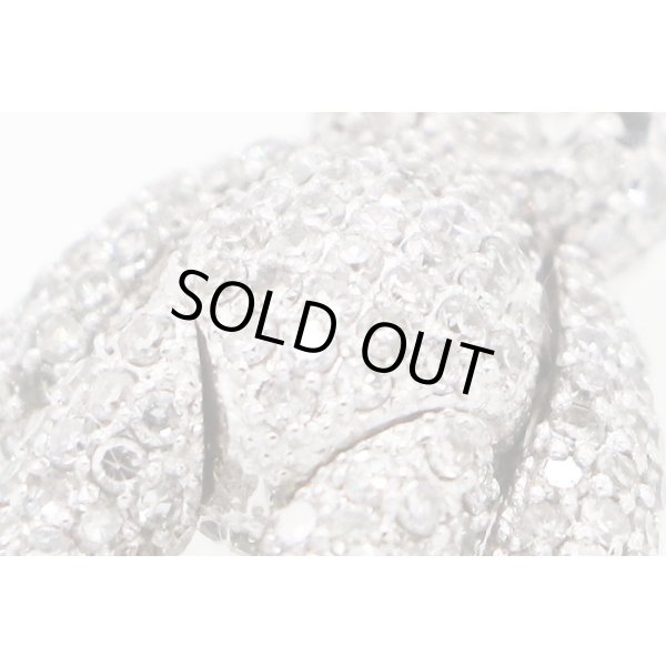 K18WG ダイアイリペンダントトップ 2.30ct 7.10g　拡大