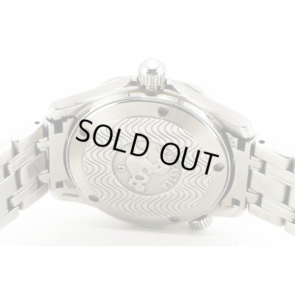 オメガ　シーマスター　２５６２．２０　白文字盤　裏面拡大