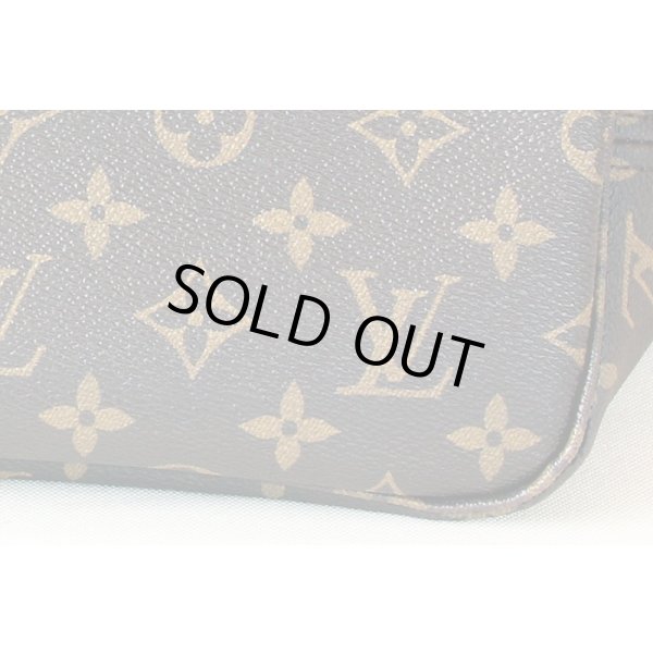 ルイ・ヴィト ン　ネヴァーフルMM M41178 ピヴォワンヌ　底拡大