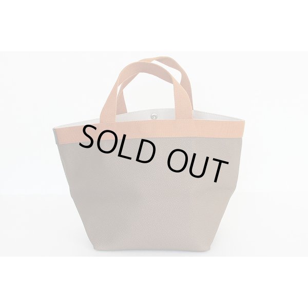 エルベシャプリエ　リュクス舟型トートM 707GP トープ／ヴィゴーニュ　裏面