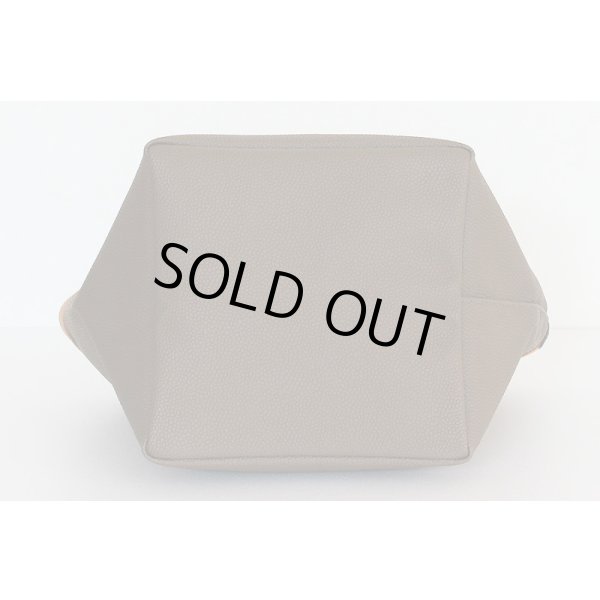 エルベシャプリエ　リュクス舟型トートM 707GP トープ／ヴィゴーニュ　底