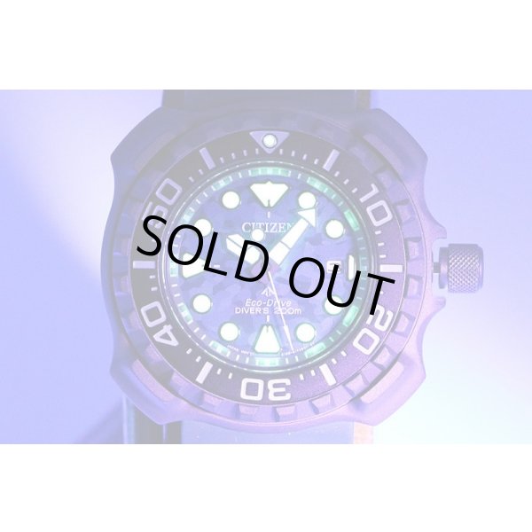 シチズン　プロマスター　ダイバー２００ｍ　ＢＮ０２２７－０９Ｌ 青迷彩文字盤　ライト