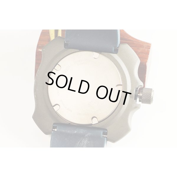 シチズン　プロマスター　ダイバー２００ｍ　ＢＮ０２２７－０９Ｌ 青迷彩文字盤　裏面拡大