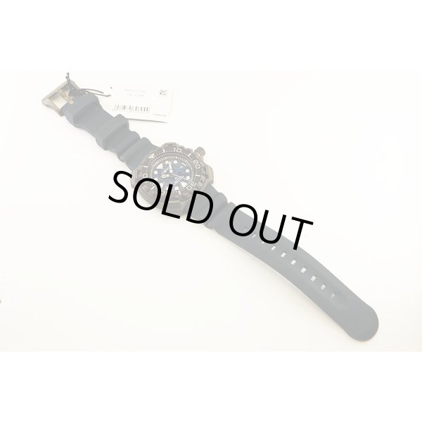 シチズン　プロマスター　ダイバー２００ｍ　ＢＮ０２２７－０９Ｌ 青迷彩文字盤　ラバーベルト状態　表面