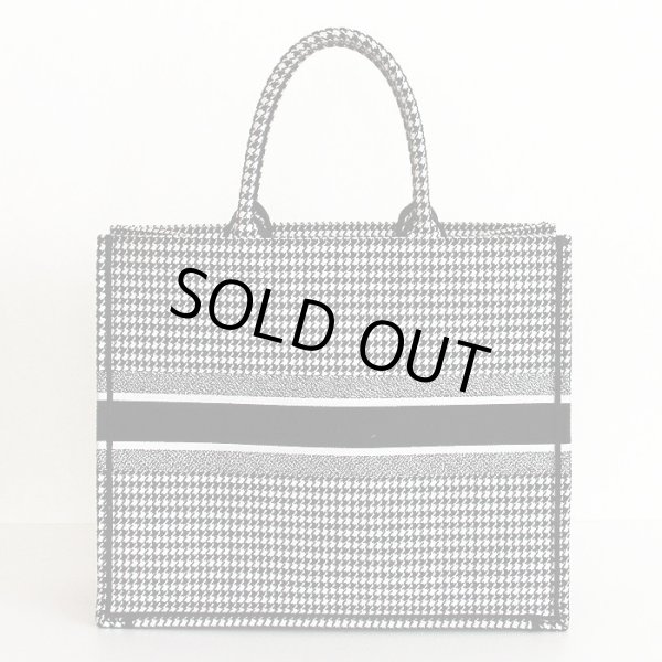 クリスチャンディオール ブックトート ラージ M1286ZRPI_M081 ブラック／ホワイト　裏面