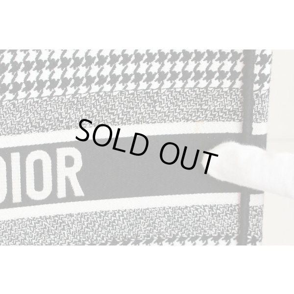 クリスチャンディオール ブックトート ラージ M1286ZRPI_M081 ブラック／ホワイト　表面シミ
