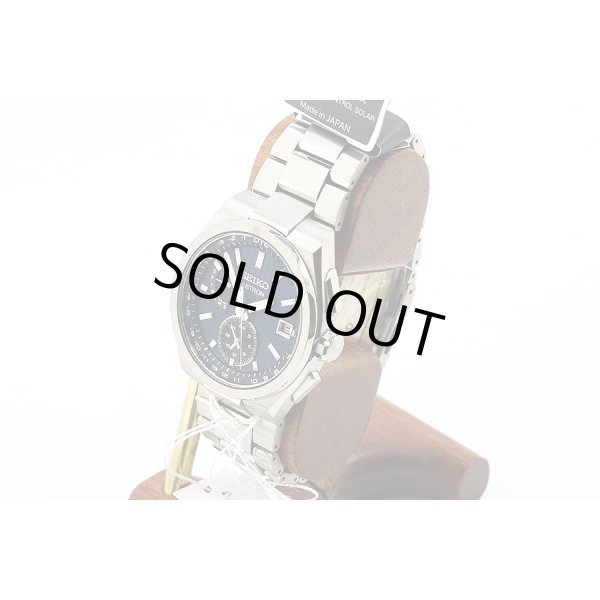 セイコー　アストロン　ネクスター　ＳＢＸＹ０６５　紺文字盤　サイド