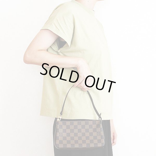 ルイ・ヴィトン　ポシェット・アクセソワール N41206　掛けたイメージ