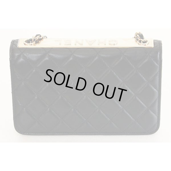 シャネル　チェーンウォレット A80982 ブラック／GP金具　裏面