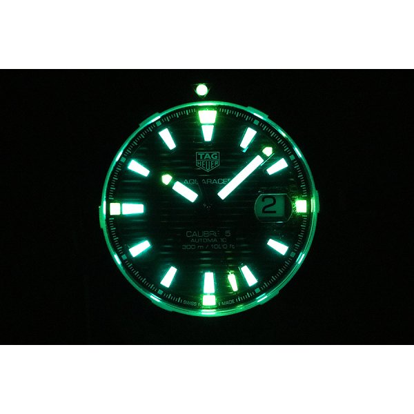 タグホイヤー　アクアレーサー　ＷＡＹ２０１８　茶文字盤　限定生産モデル　ライト暗闇