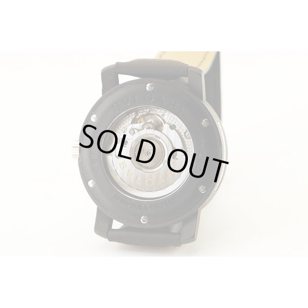 ブルガリ　ブルガリブルガリ　ＢＢ４０ＣＬ　黒文字盤　裏面拡大