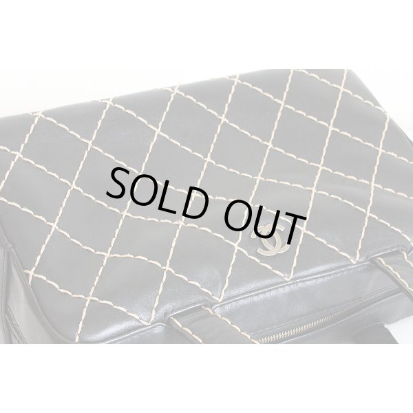 シャネル　ワイルドステッチ ハンドバック A14692 ブラック　表面ステッチ汚れ