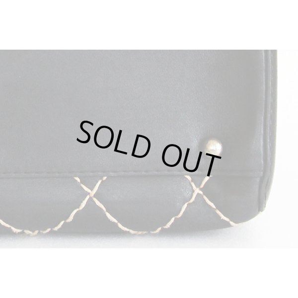 シャネル　ワイルドステッチ ハンドバック A14692 ブラック　底拡大