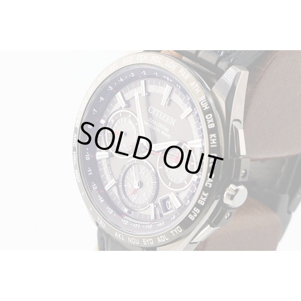 シチズン　サテライトウェーブ　ＣＣ９０１５－０３Ｅ　黒文字盤　サイド拡大
