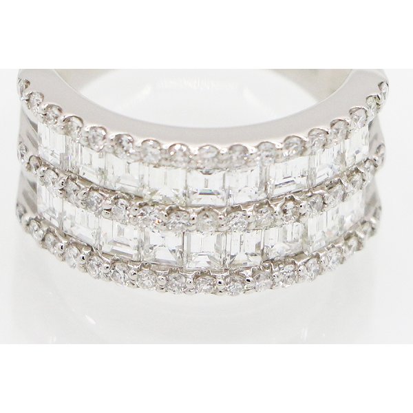 PT900 ダイアイリリング 2.48ct 9.10g　拡大