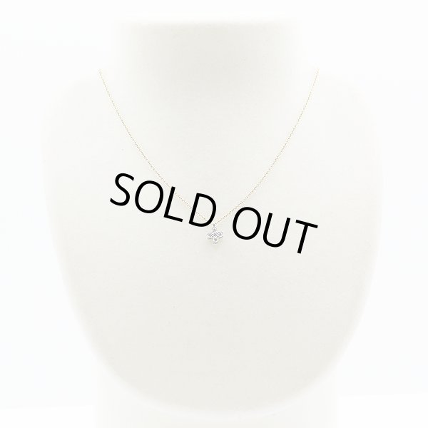 ティファニー　PT950/750YG クルーシフォーム ダイアイリペンダントネックレス 2.20g　装着イメージ