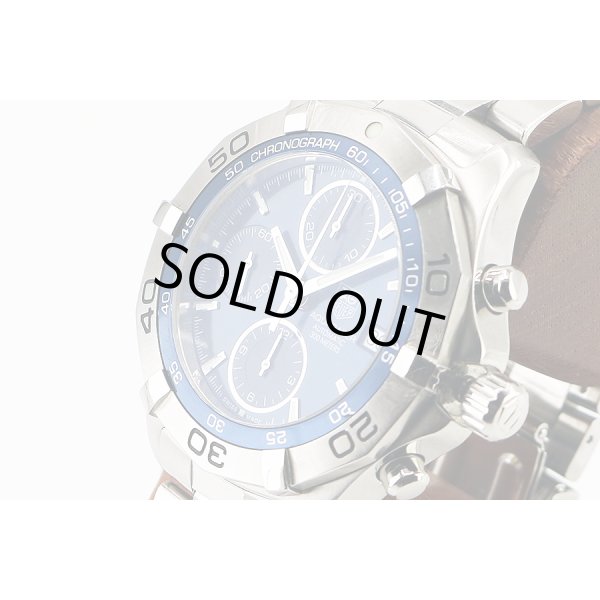 タグホイヤー　アクアレーサー３００　ＣＡＦ２１１２　紺文字盤　サイド拡大