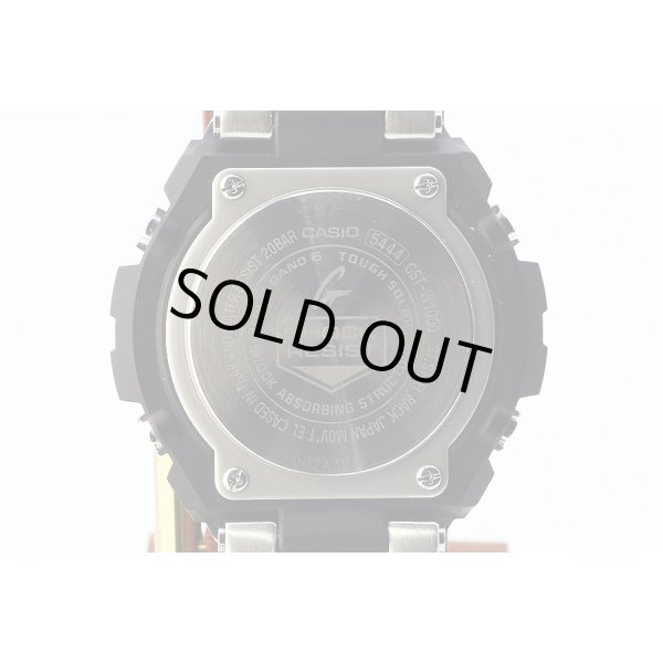 カシオ　Ｇショック　ＧＳＴ－Ｗ１０００Ｄ　５４４４　デジアナ　黒文字盤　裏面拡大