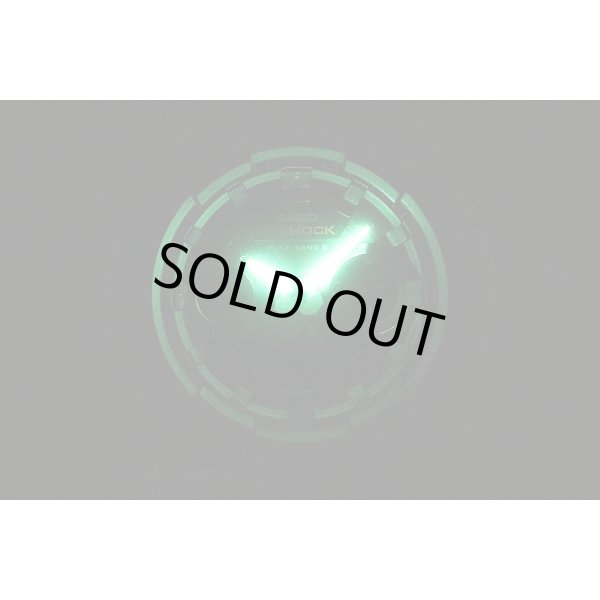 カシオ　Ｇショック　ＧＳＴ－Ｗ１０００Ｄ　５４４４　デジアナ　黒文字盤　ライト暗闇