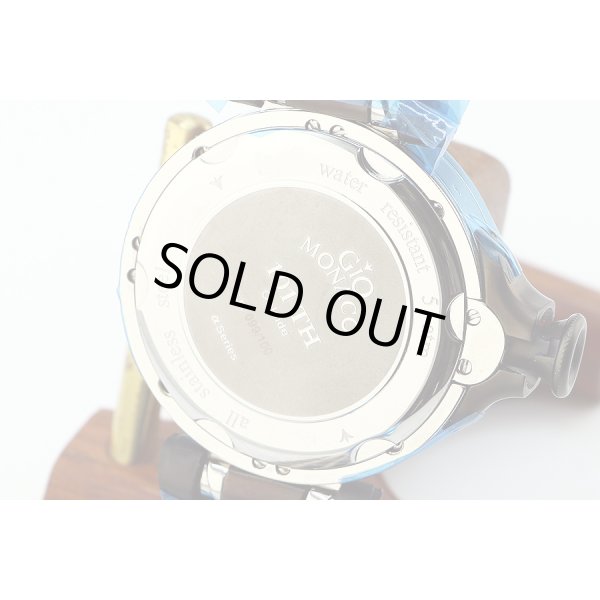 ジオモナコ　オブロイデ　１０１ＴＨ　白文字盤　裏面拡大