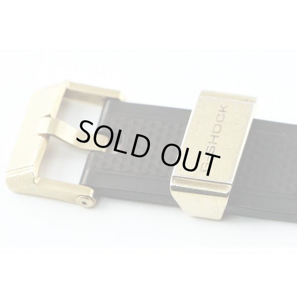 カシオ　Ｇショック　ＧＳＴ－Ｂ２００　５６０８　デジアナ　黒文字盤　バックル