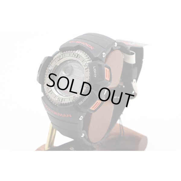 Ｇショック　ＤＷ－９８００　ウェイドマン　１８６９　デジタル文字盤　サイド