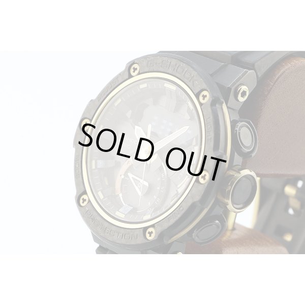 カシオ　Ｇショック　ＧＳＴ－Ｂ２００　５６０８　デジアナ　黒文字盤　サイド拡大