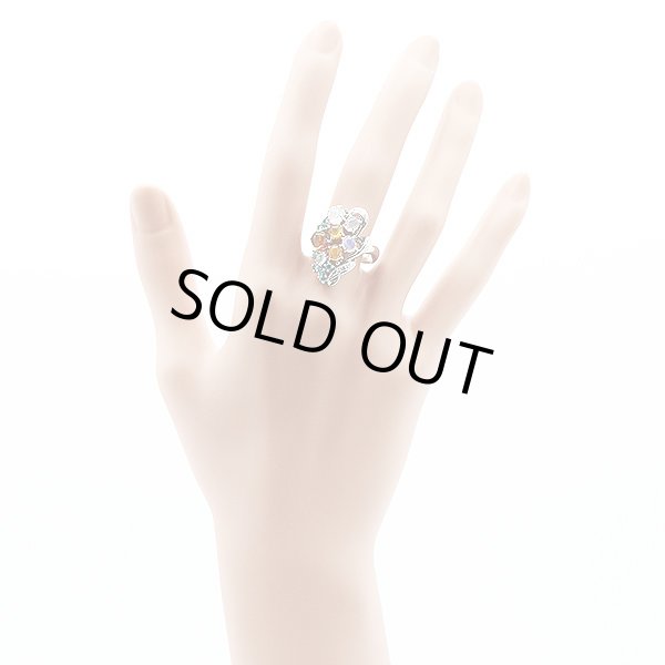 PT900 マルチオパールトルマリンダイアイリリング 2.12ct 0.31ct 0.06ct 11.00g　装着イメージ