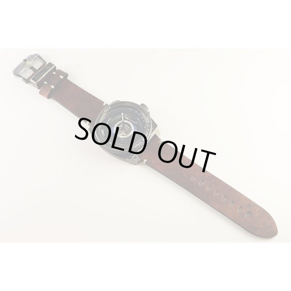 タックス　ヴィンテージレンズ２　ＴＳ１８０３Ｋ　黒文字盤　１０周年限定　替えベルト状態　表面