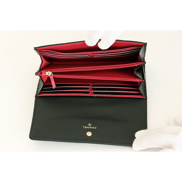 シャネル　シャネル19 ロングフラップウォレット AP0955 ブラック　中身