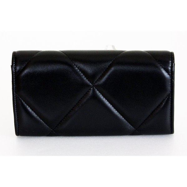シャネル　シャネル19 ロングフラップウォレット AP0955 ブラック　裏面