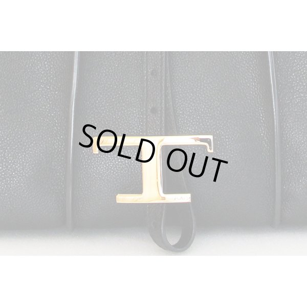 トッズ　Tタイムレス レザー ショッピングバック ミニ ブラック　表面拡大