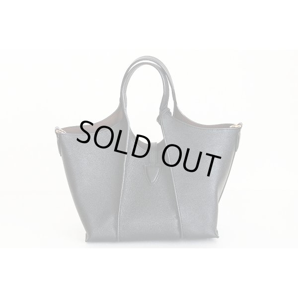 トッズ　Tタイムレス レザー ショッピングバック ミニ ブラック　裏面