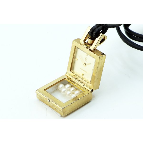 ミキモト　ベビーパール　ペンダントウォッチ　ＮＮＳ－００３８４Ｆ　白文字盤　サイド拡大