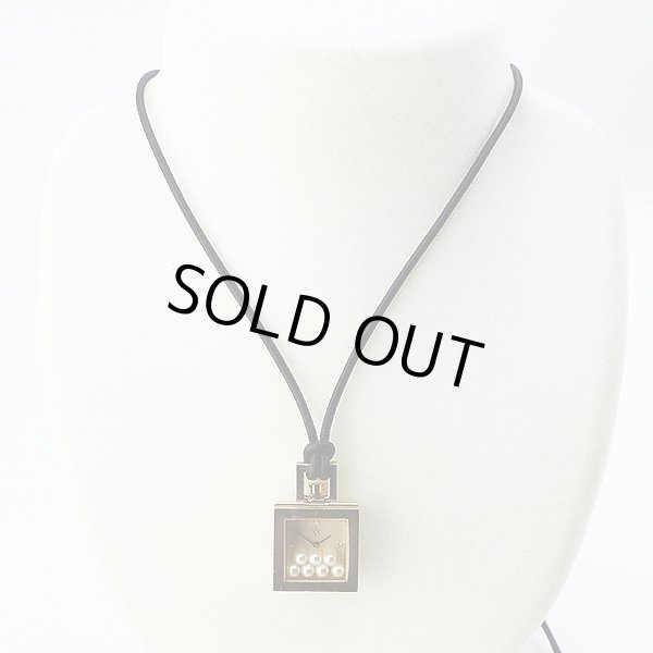 ミキモト　ベビーパール　ペンダントウォッチ　ＮＮＳ－００３８４Ｆ　白文字盤　装着イメージ