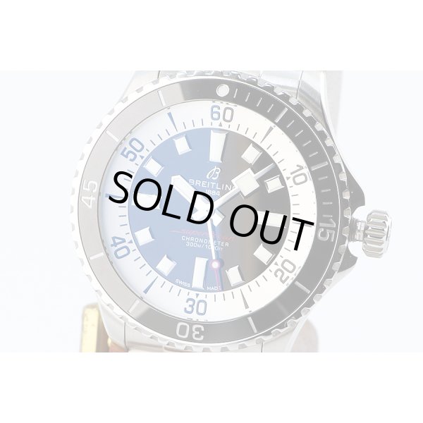 ブライトリング　スーパーオーシャン４４　Ａ１７３７６　黒文字盤　表面