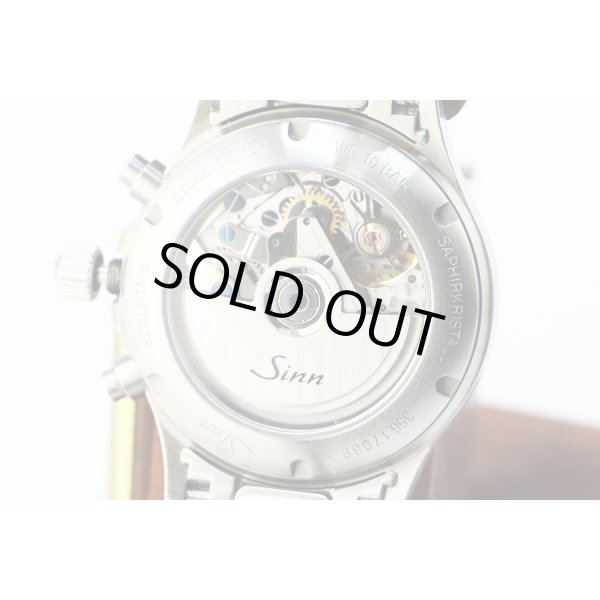 ジン　３５６ＳＡ　フリーガーIII　クロノグラフ　銀文字盤　裏面拡大