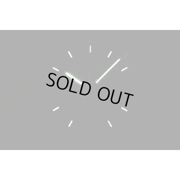 ジン　フランクフルト　ファイナンシャルクロノ　黒文字盤　ライト暗闇